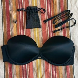 Victoria’s Secret multi way very sexy padded underwire bra strapless